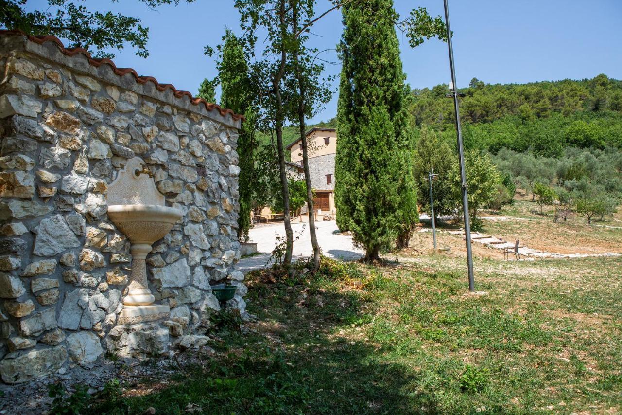 Borgo Incantato Spoleto Pompagnano Exteriör bild