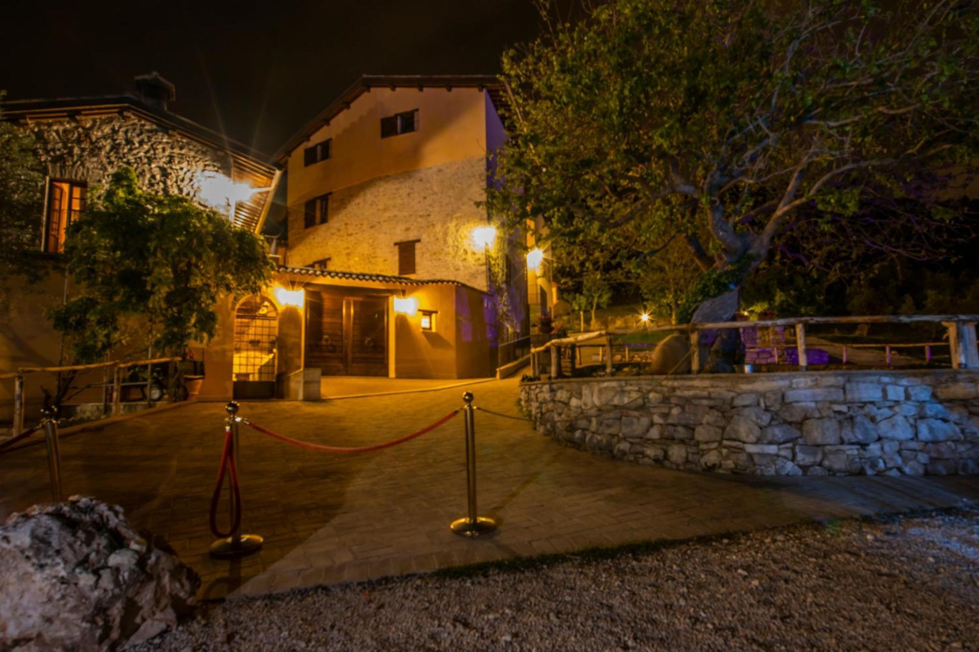 Borgo Incantato Spoleto Pompagnano Exteriör bild